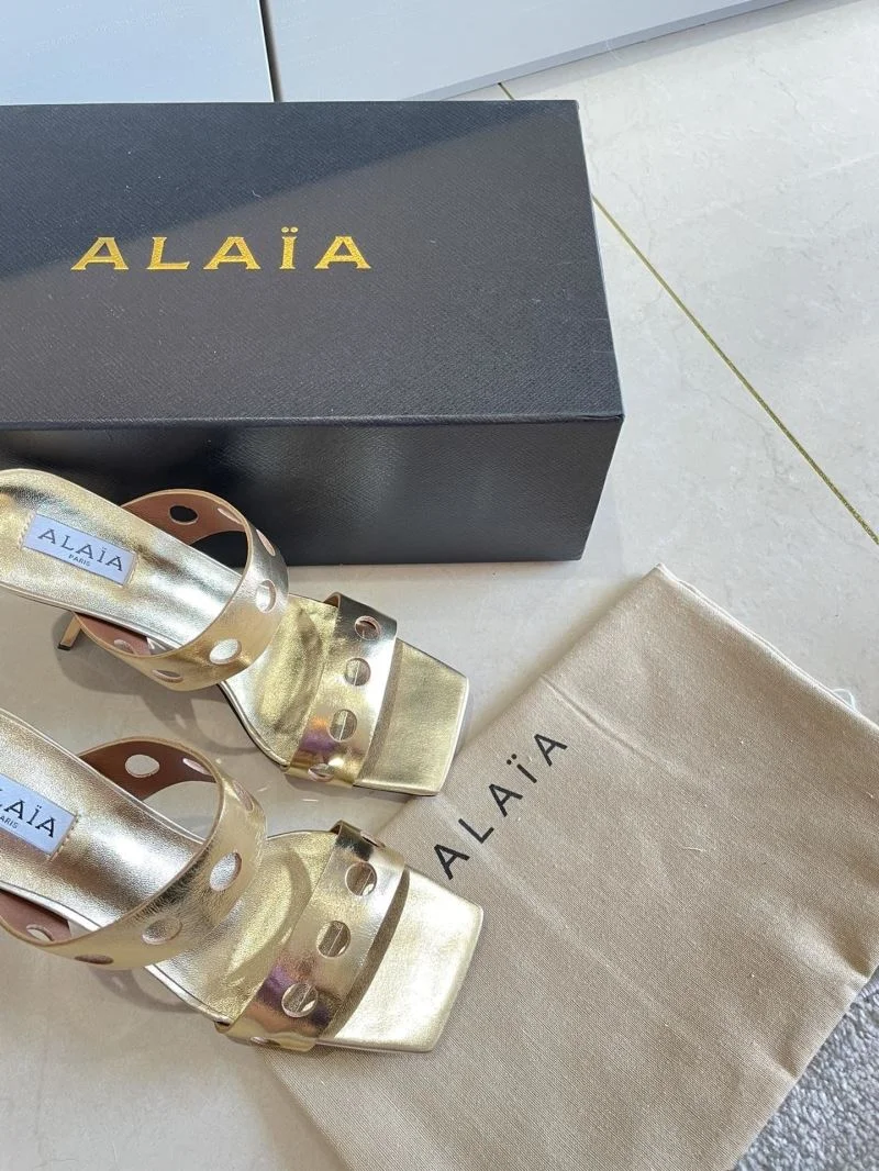 MoistureWicking Alaia Sandals 15991