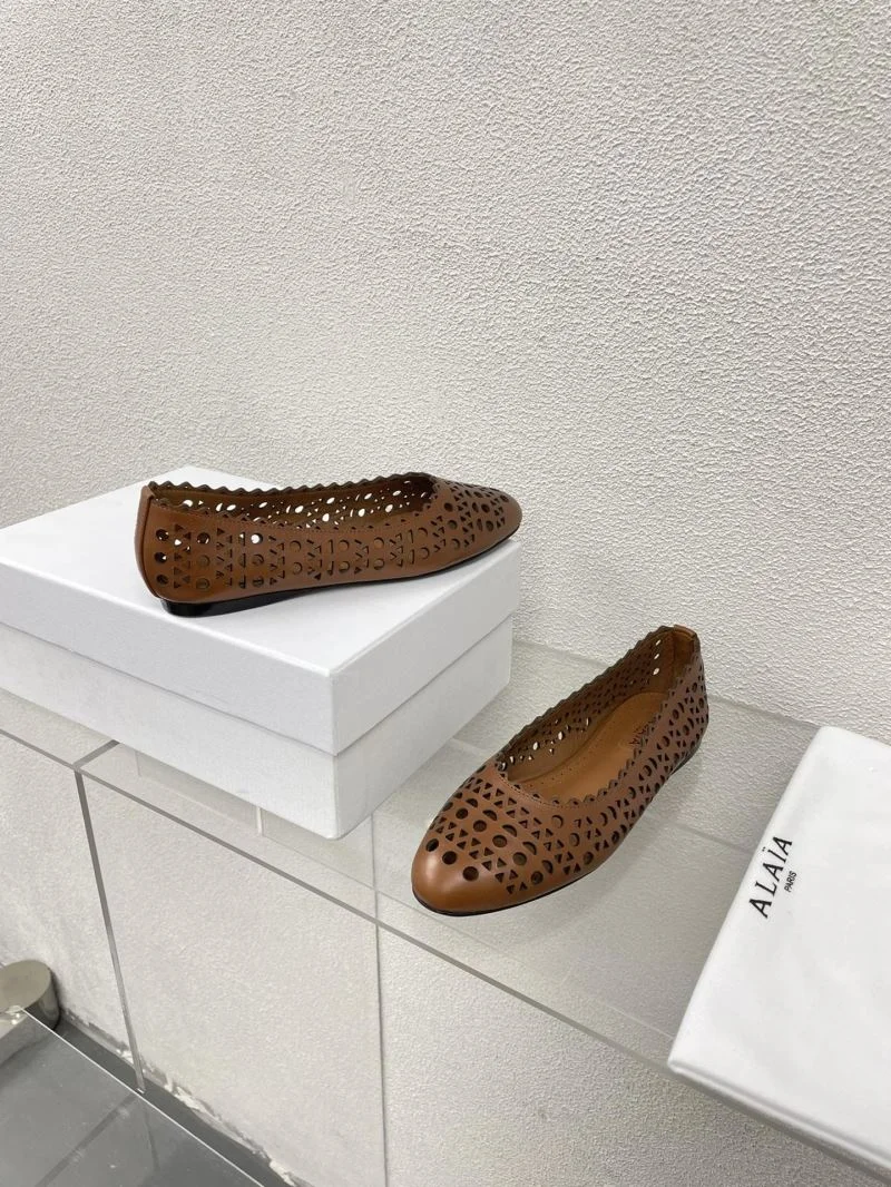Compact Alaia Sandals 15990
