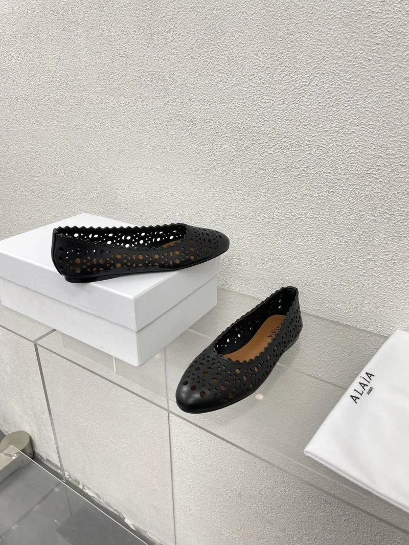 Youthful Alaia Sandals 15984