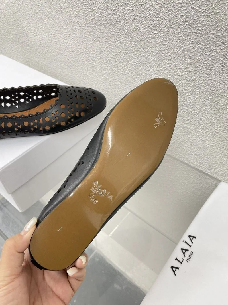 Youthful Alaia Sandals 15984