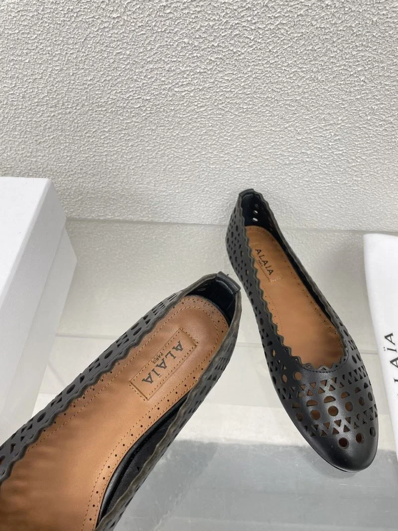 Youthful Alaia Sandals 15984