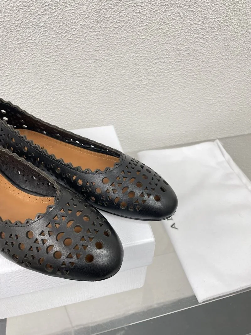 Youthful Alaia Sandals 15984