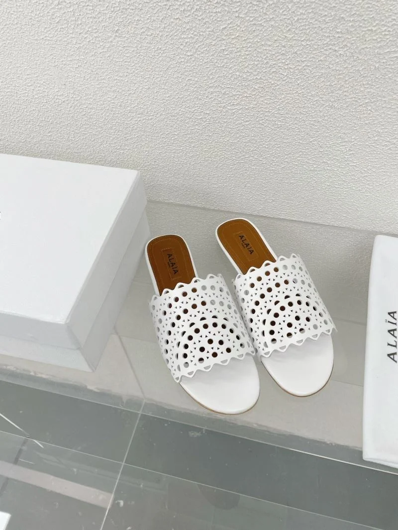 HighQuality Alaia Sandals 15985
