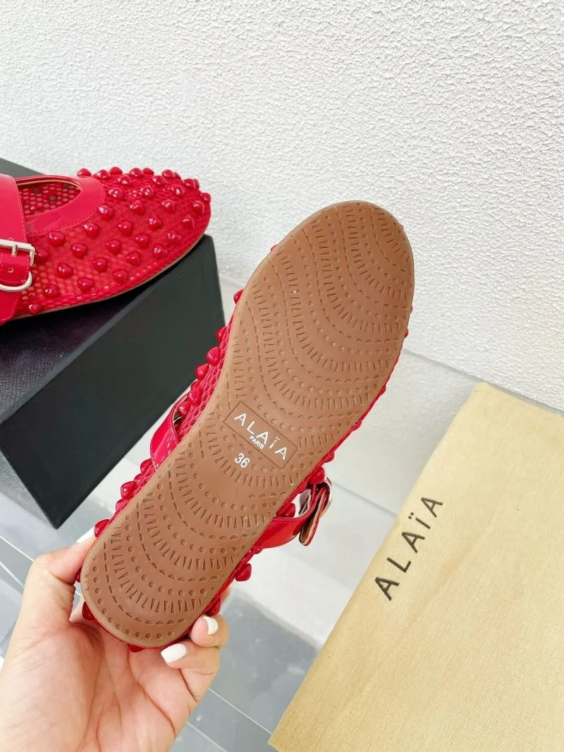 Alaia Sandals Breathable 15976