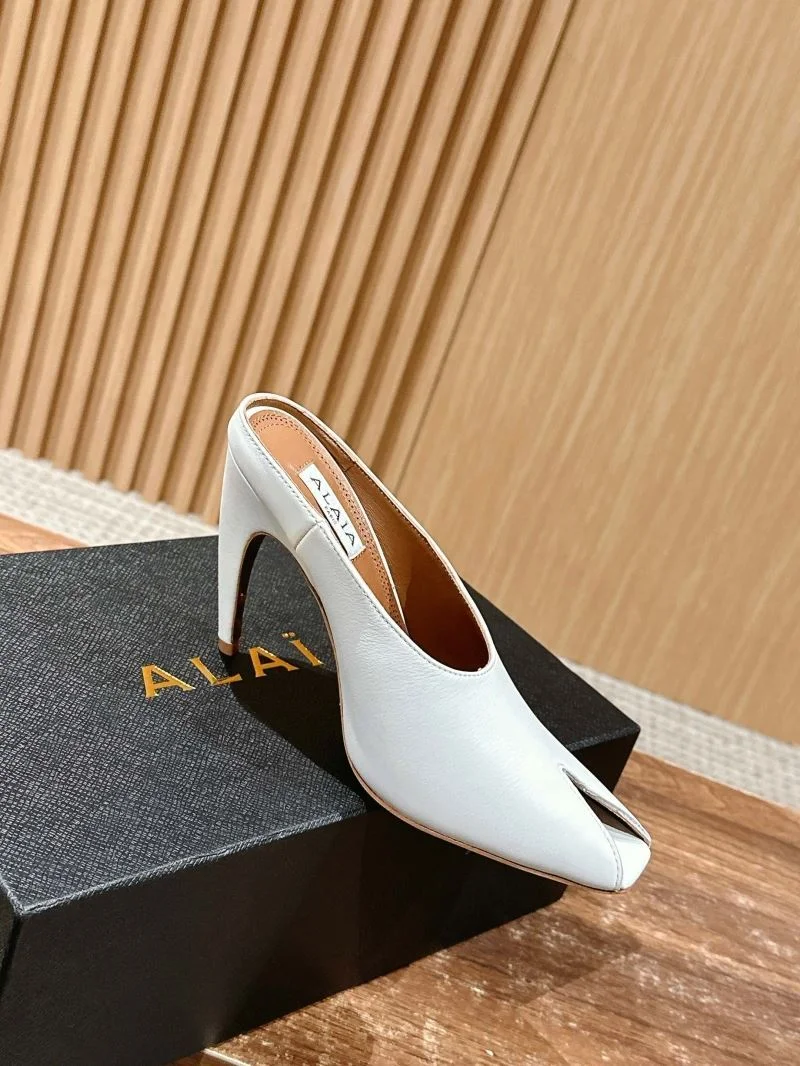 Tailored Alaia Sandals 6998
