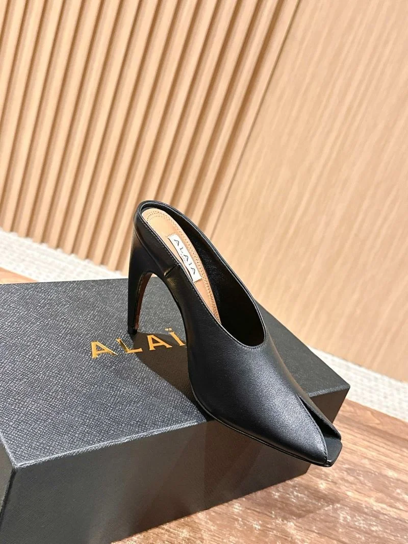 Alaia Sandals WellDesigned 6999