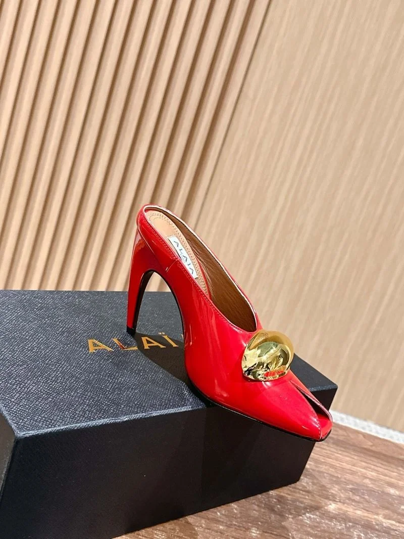 Resilient Alaia Sandals 7120