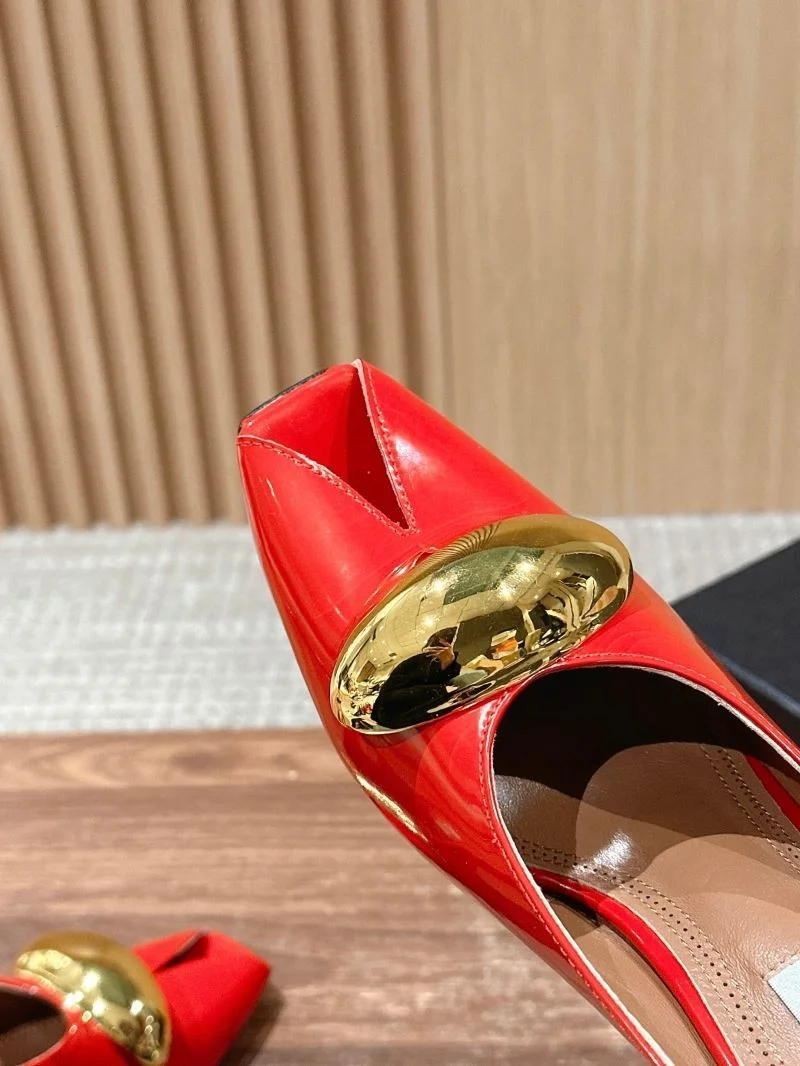 Resilient Alaia Sandals 7120