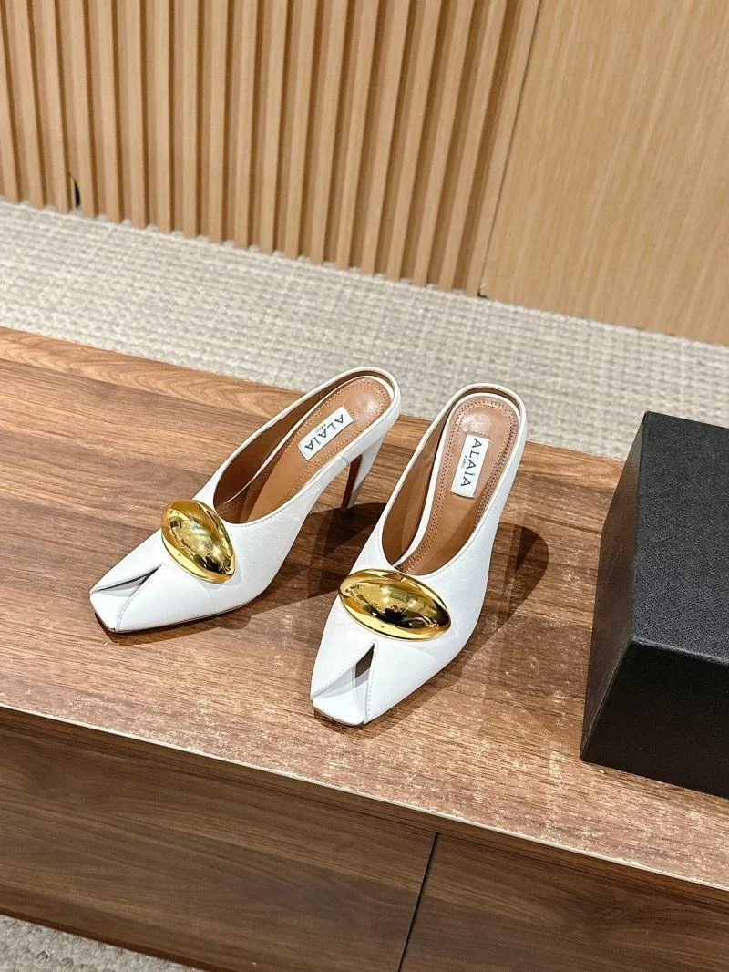 RelaxedFit Alaia Sandals 7051