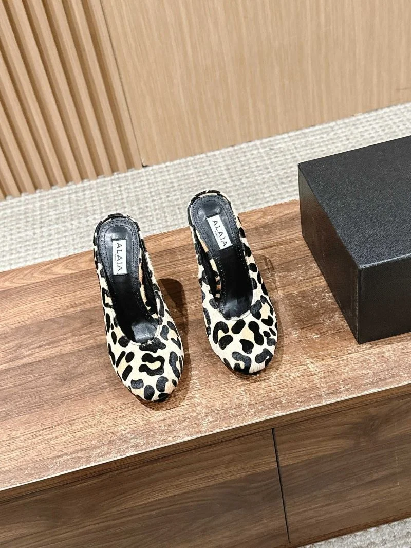 Affordable Alaia Sandals 7013