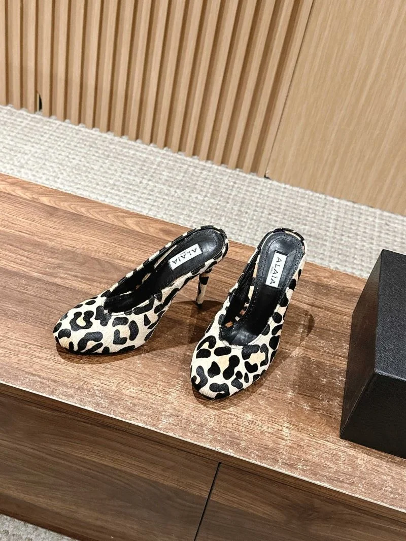 Affordable Alaia Sandals 7013