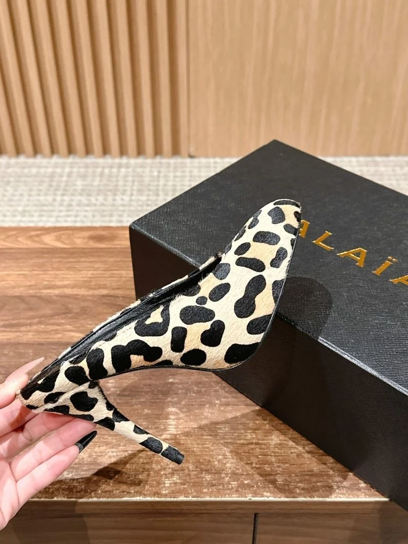 Affordable Alaia Sandals 7013