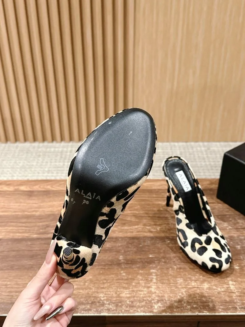 Affordable Alaia Sandals 7013