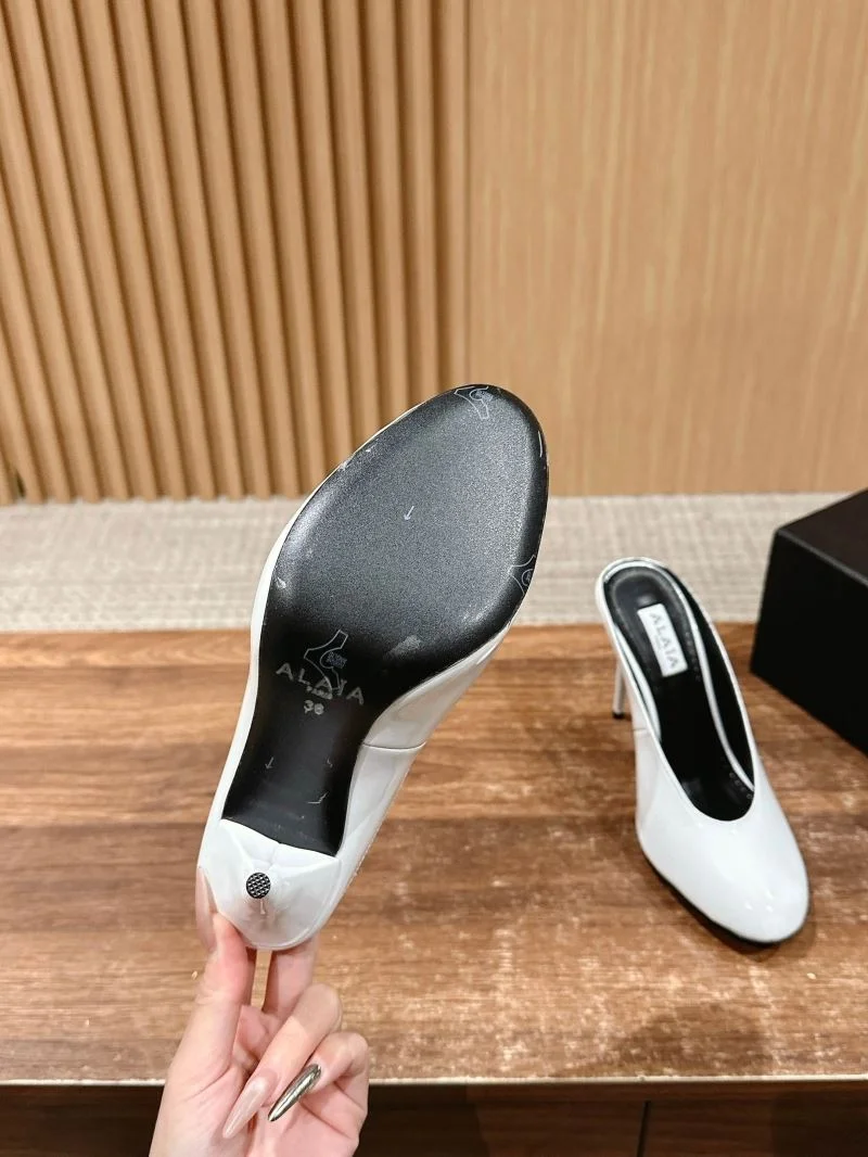 Resilient Alaia Sandals 7004