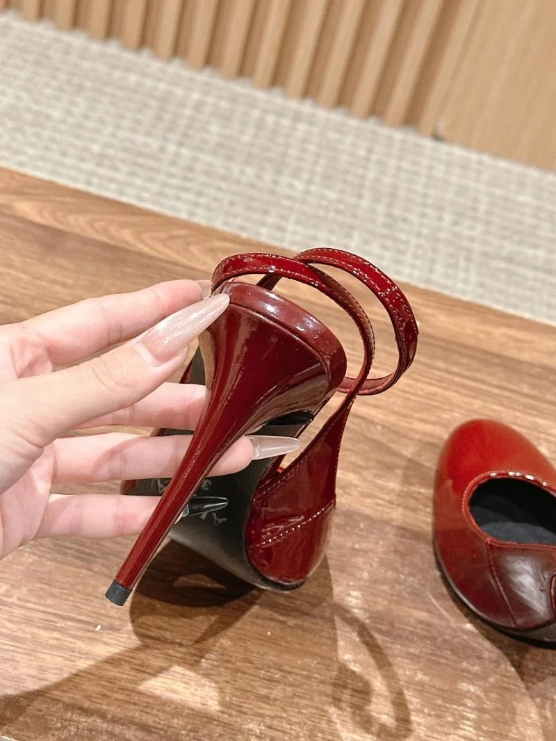 FashionForward Alaia Sandals 6986