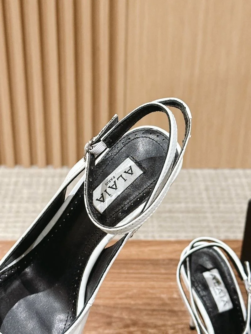 Alaia Sandals Colorful 6991