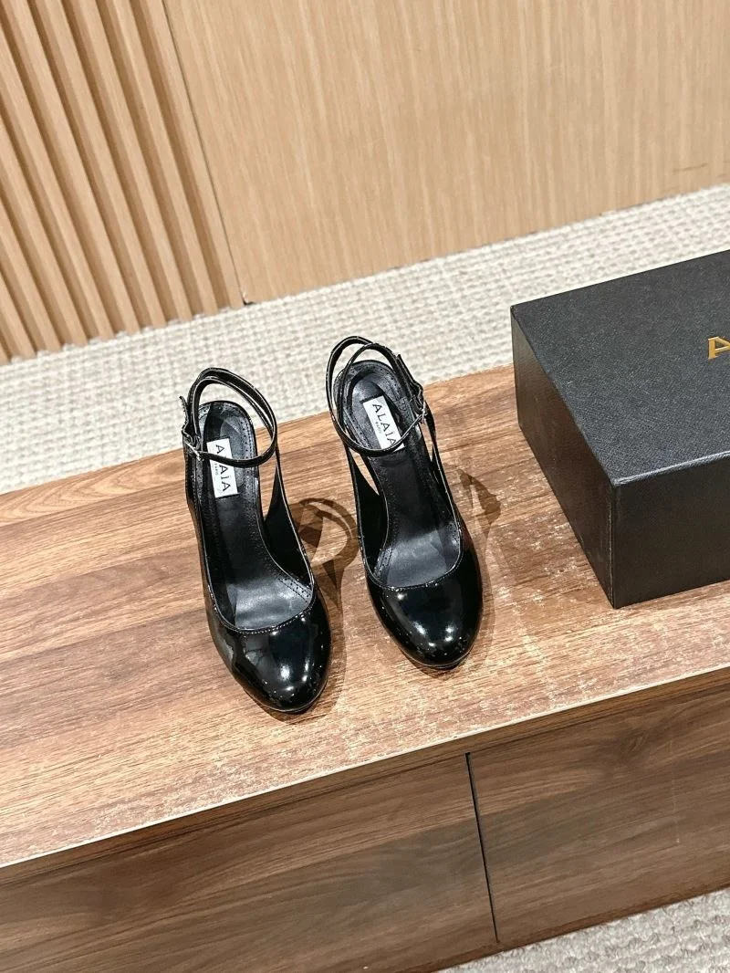 Alaia Sandals Premium 6984