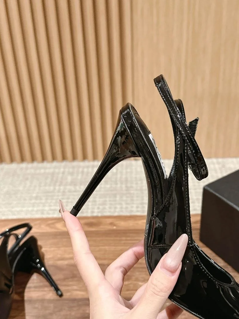 Alaia Sandals Premium 6984