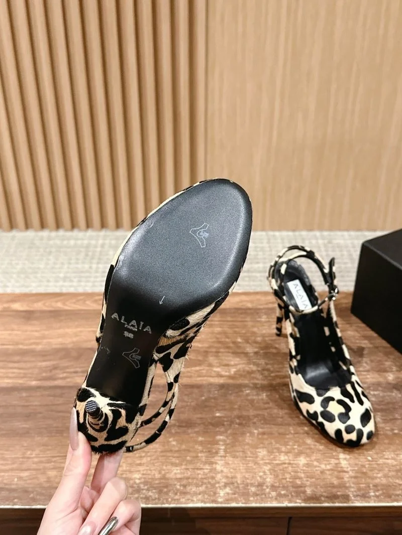 TopPick Alaia Sandals 7064