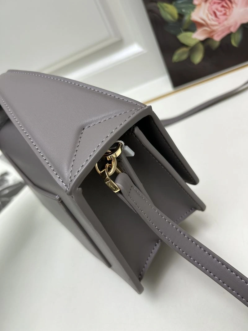 Functional Alaia Satchel Bags 84904