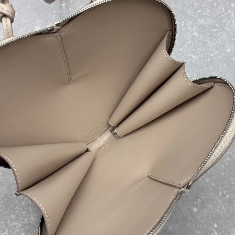 Alaia Satchel Bags SmoothTexture 55842