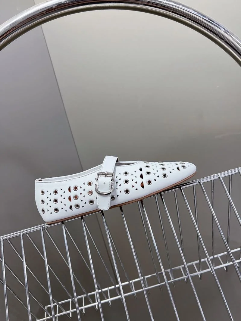 Alaia Shoes GoAnywhere 8537
