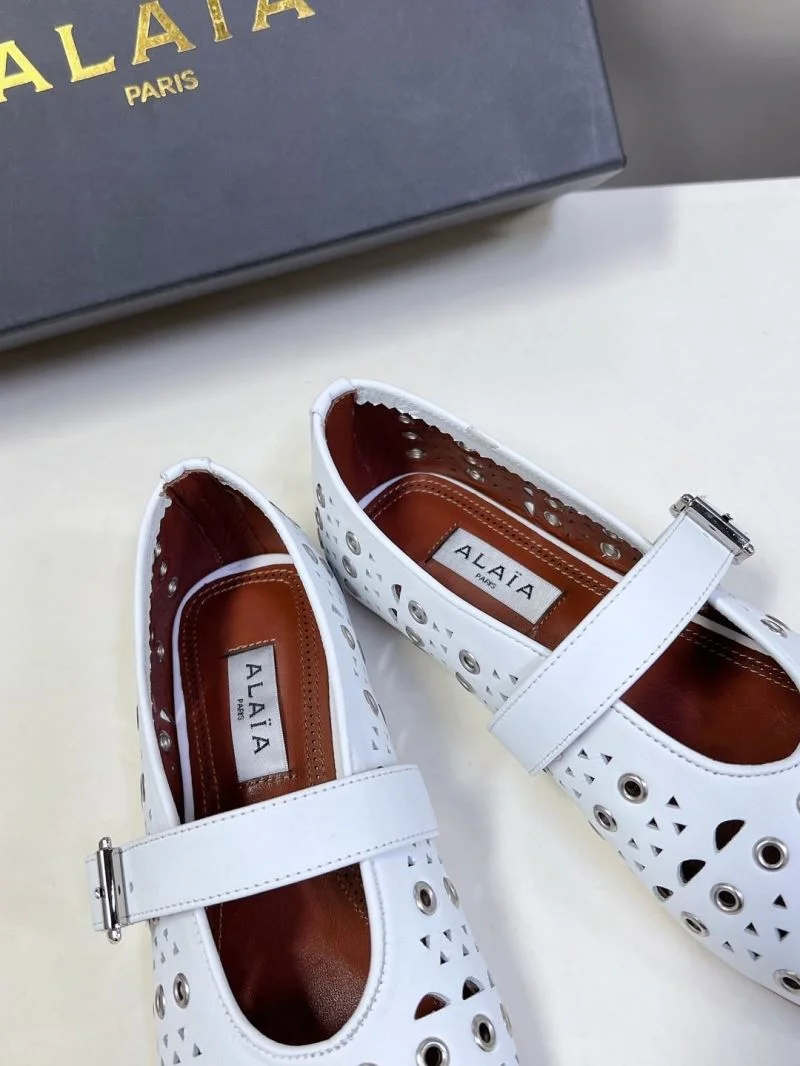 Alaia Shoes GoAnywhere 8537