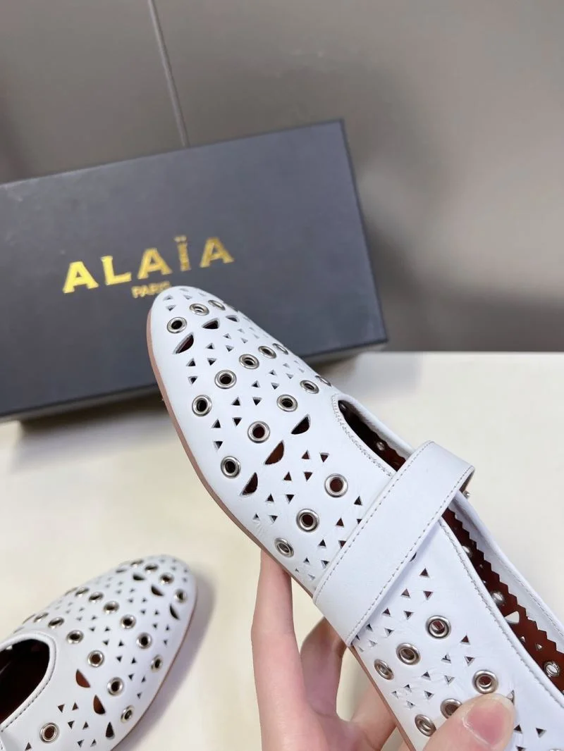 Alaia Shoes GoAnywhere 8537