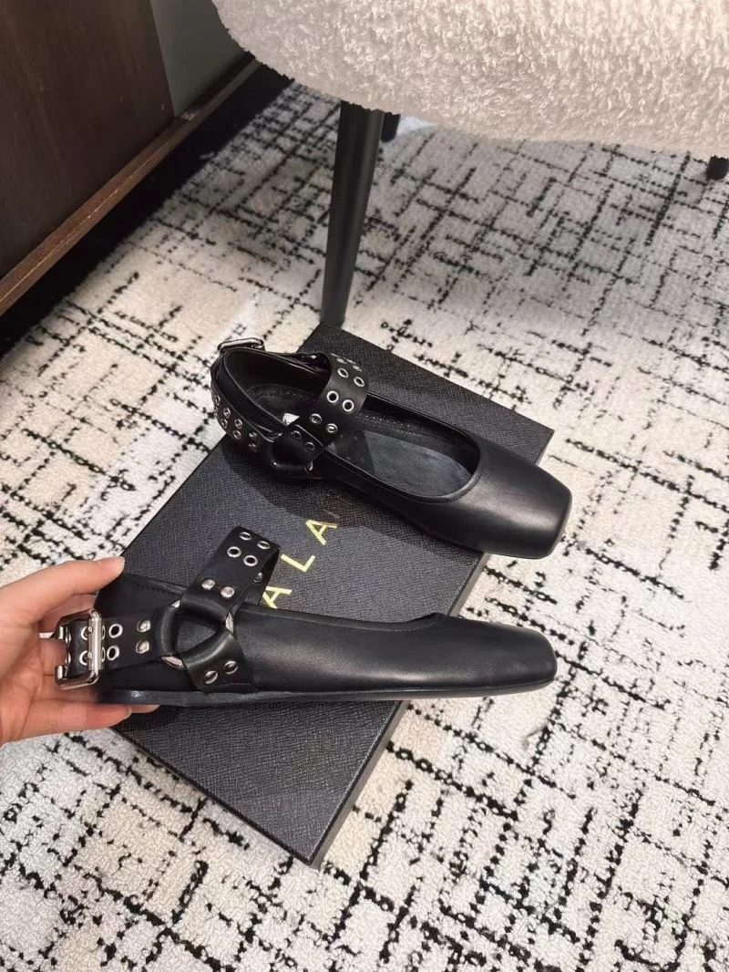 ComfortFit Alaia Shoes 8555