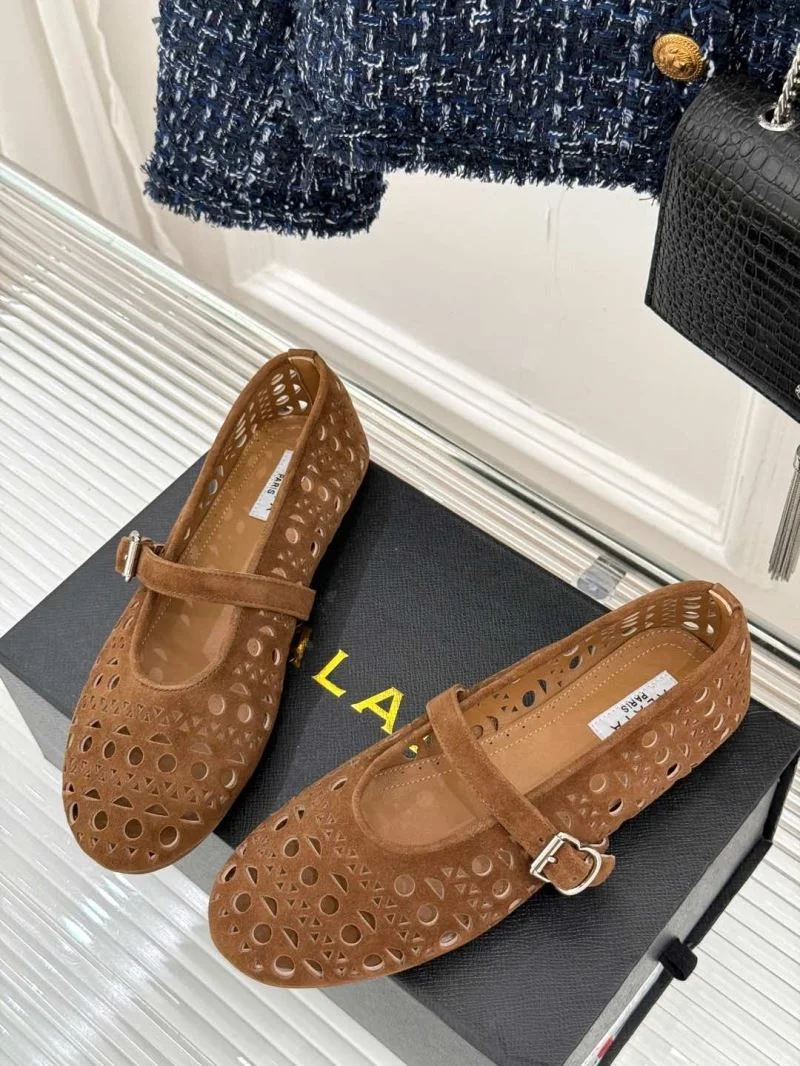 Trendy Alaia Shoes 8609