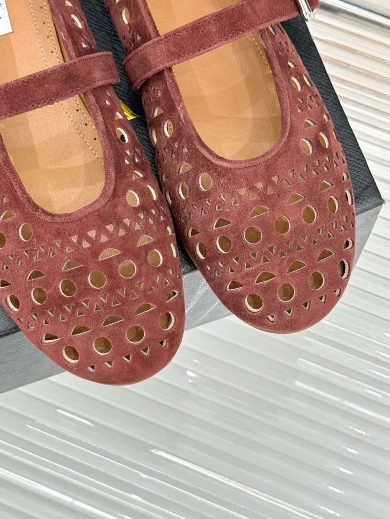 Alaia Shoes Lightweight 8534