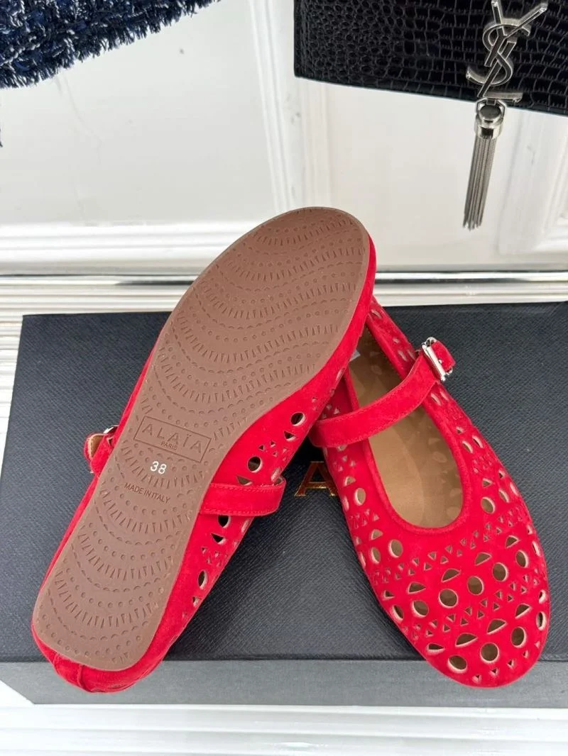 Soft Alaia Shoes 8520