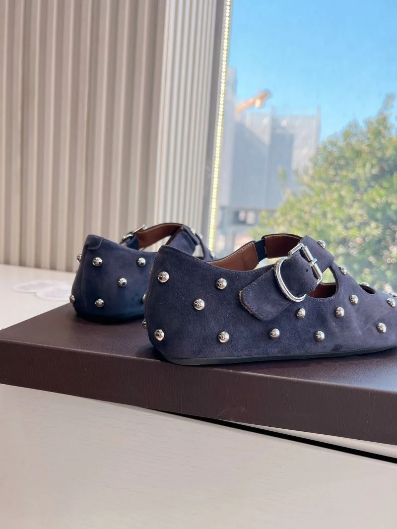 Alaia Shoes Cozy 8583