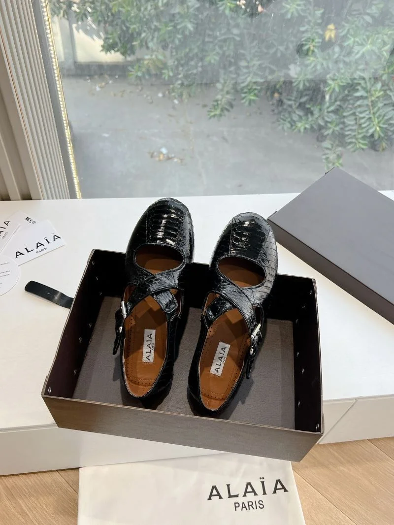 Breathable Alaia Shoes 8515