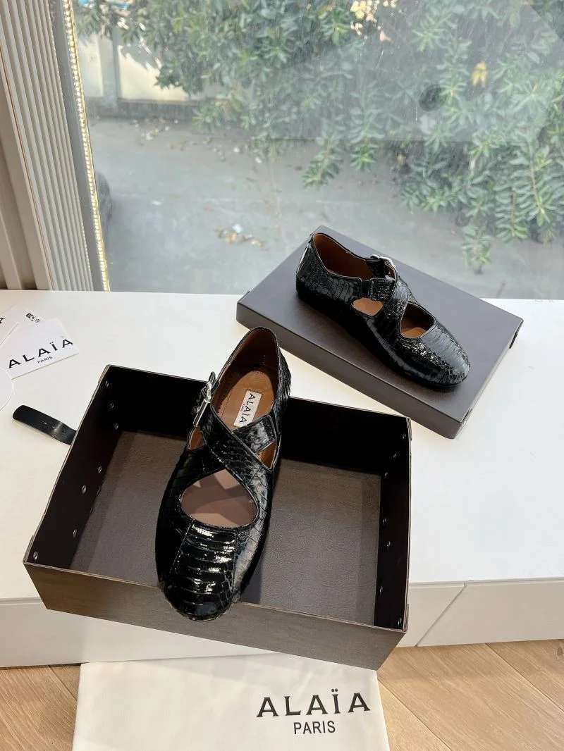 Breathable Alaia Shoes 8515