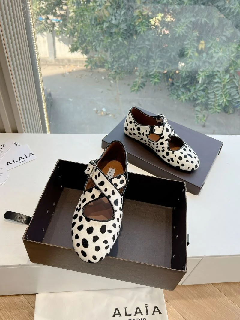 Alaia Shoes Premium 8528