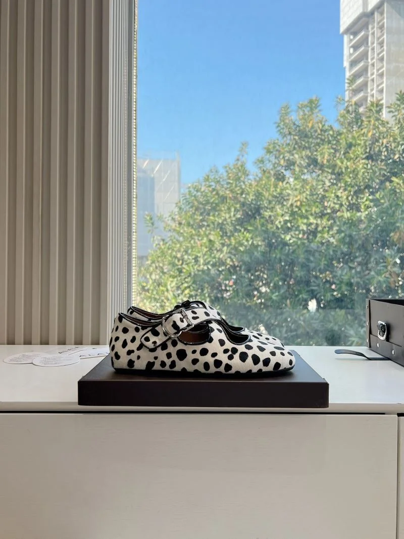 Alaia Shoes Premium 8528