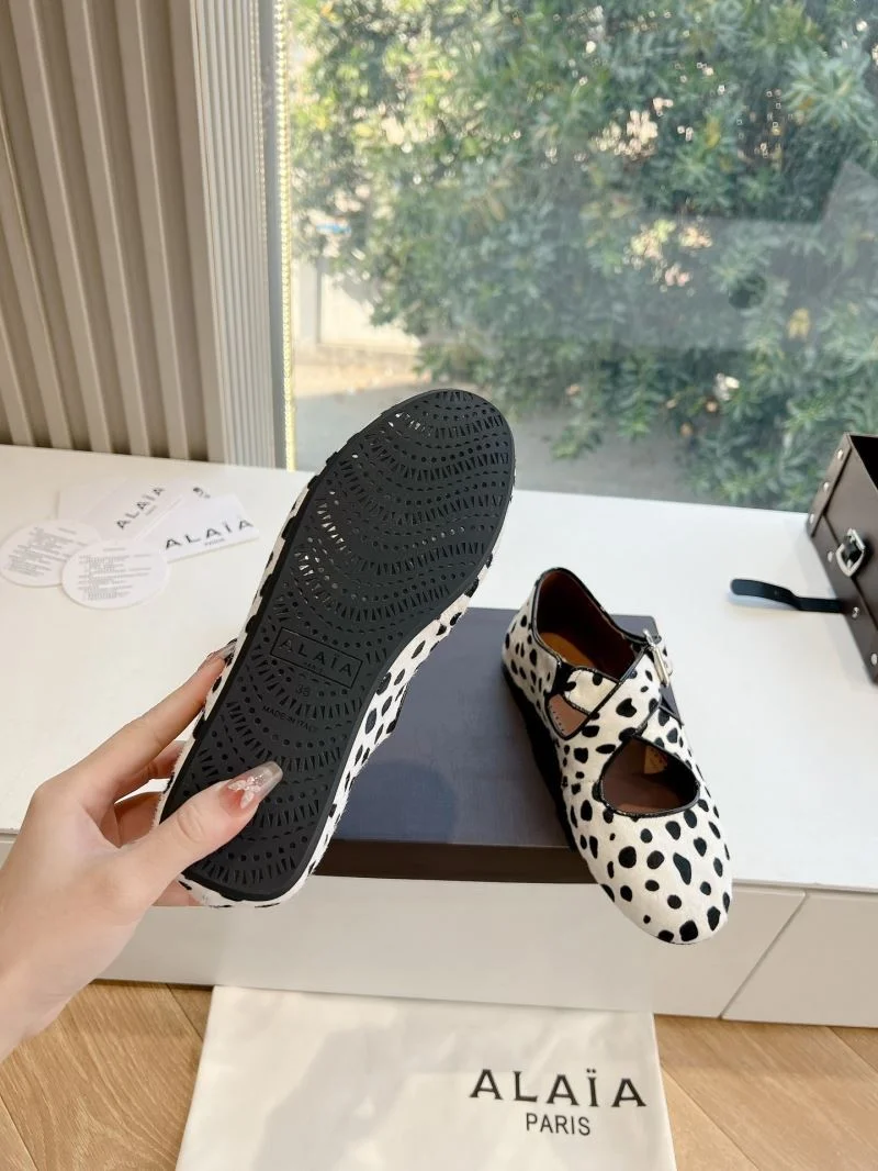Alaia Shoes Premium 8528