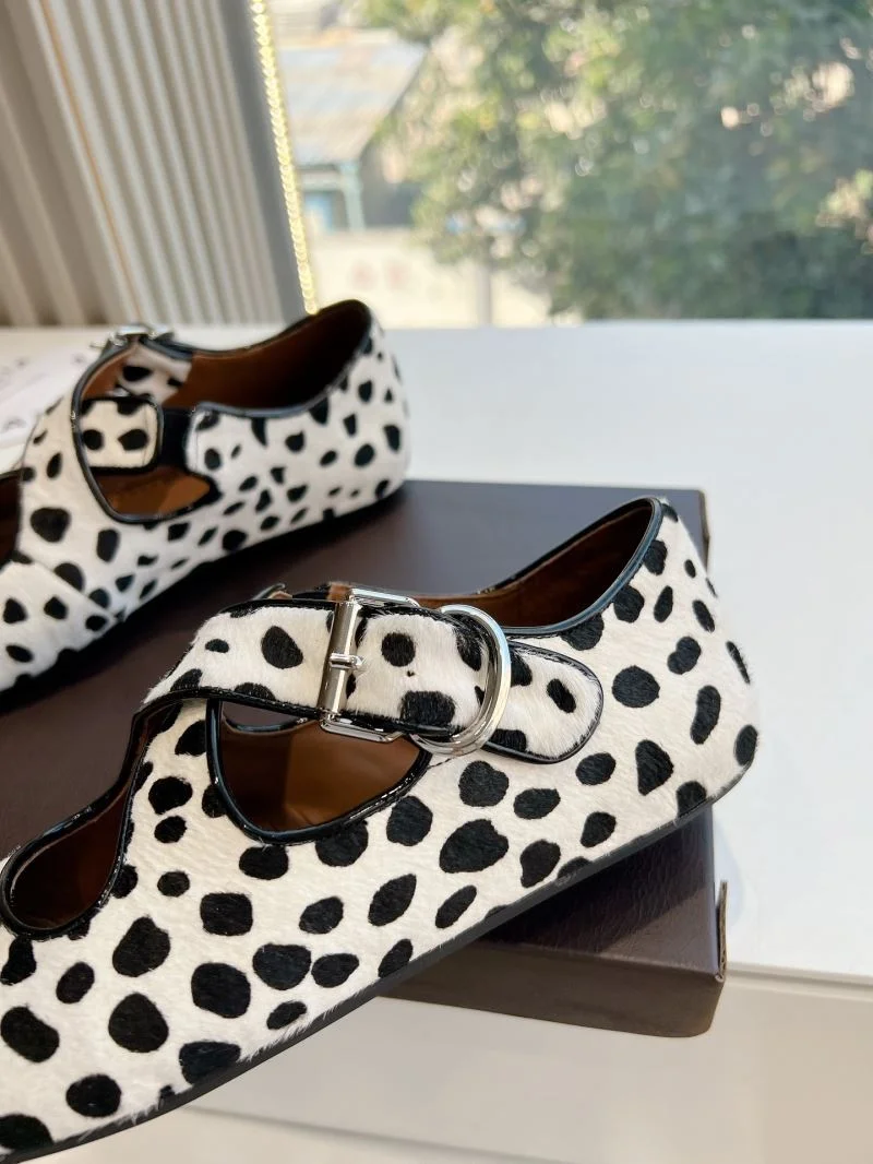 Alaia Shoes Premium 8528