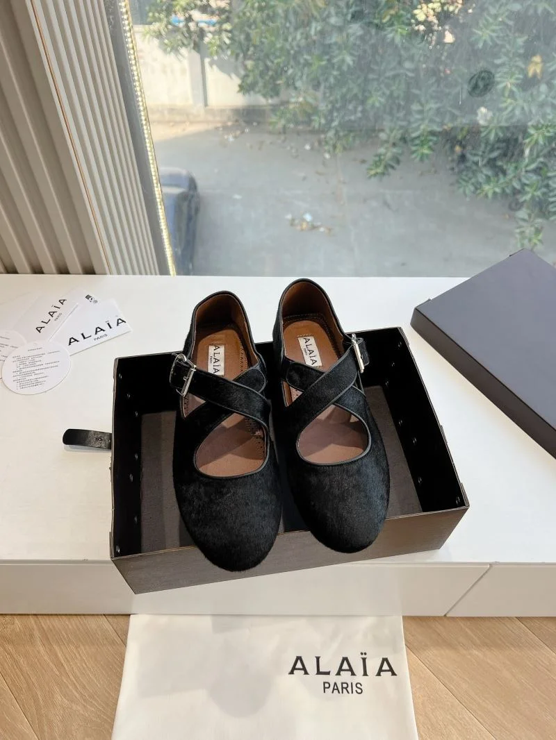 Alaia Shoes TechFriendly 8521