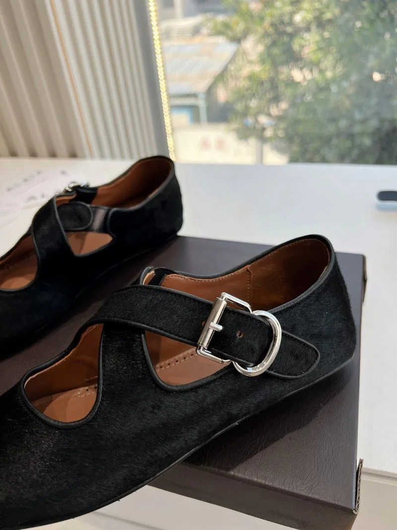 Alaia Shoes TechFriendly 8521