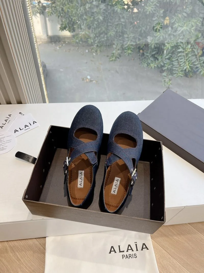 Thermal Alaia Shoes 8527