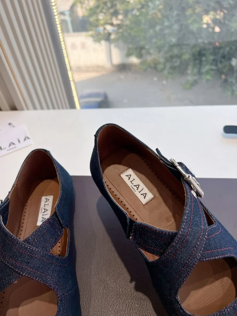 Thermal Alaia Shoes 8527