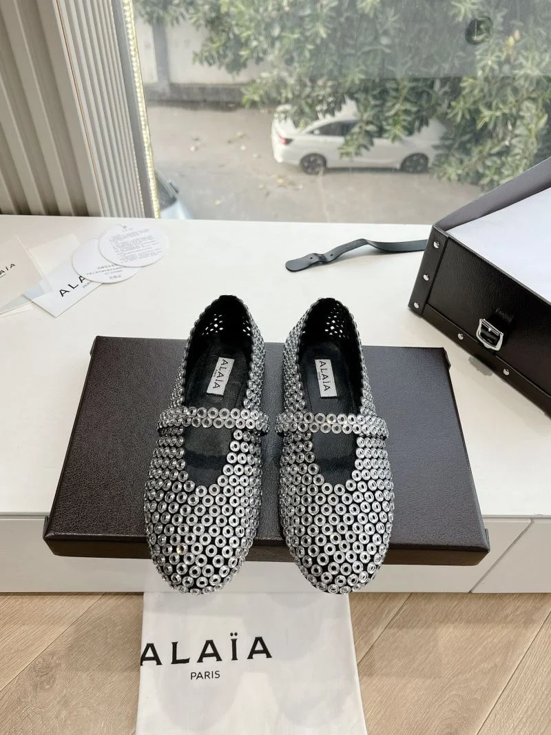 Alaia Shoes Compact 8615