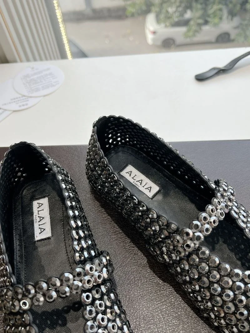 Alaia Shoes UrbanChic 8566