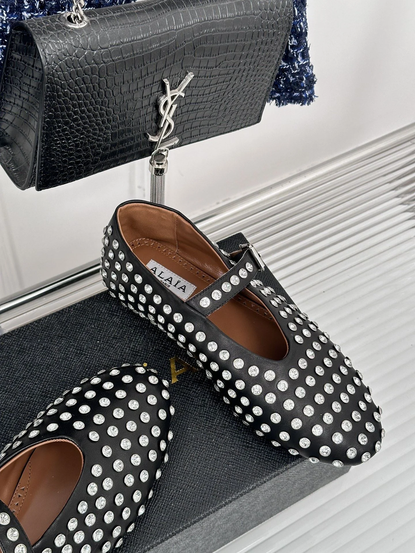 BestValue Alaia Shoes 8500