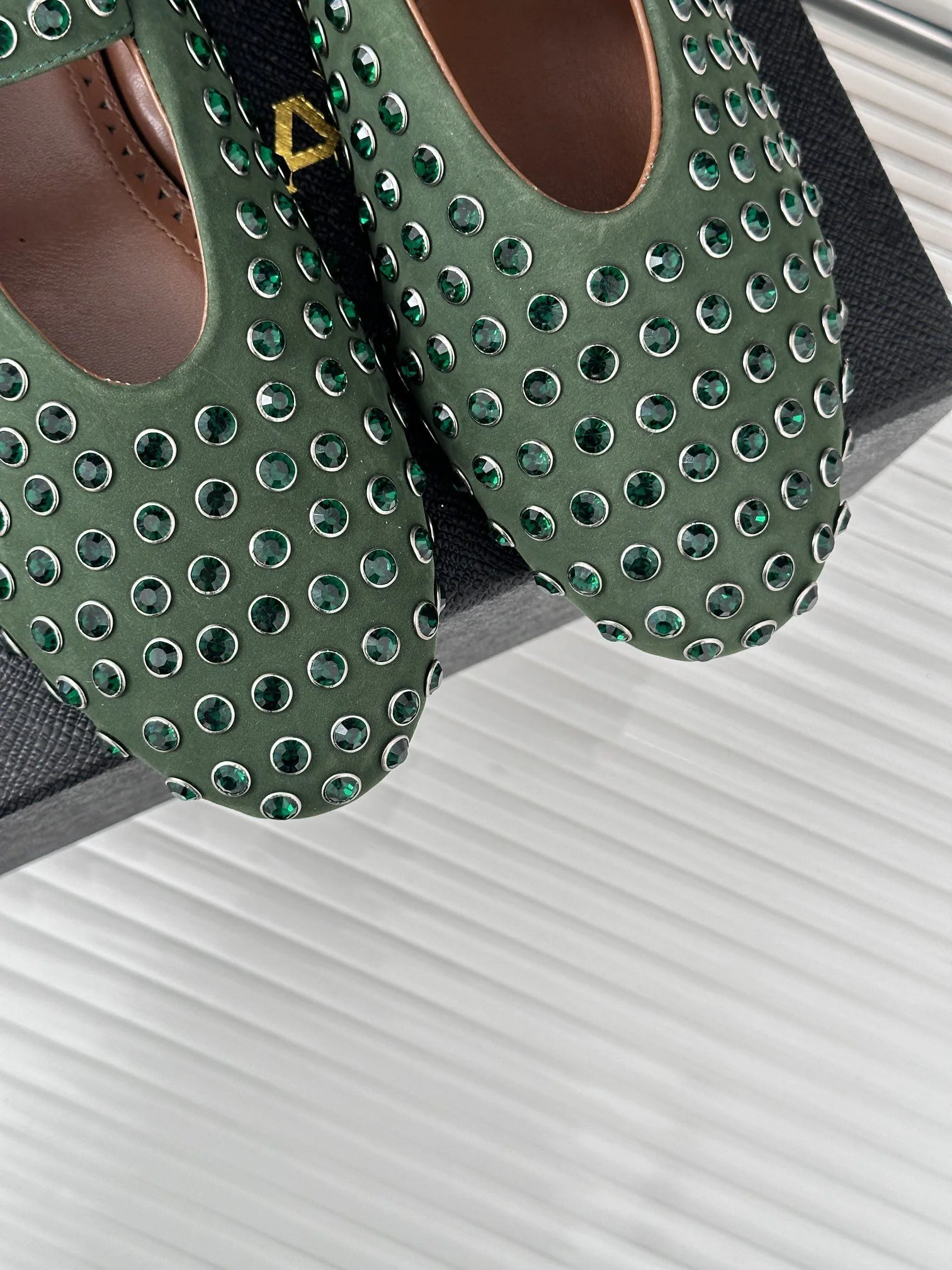 Alaia Shoes WeatherProof 8518