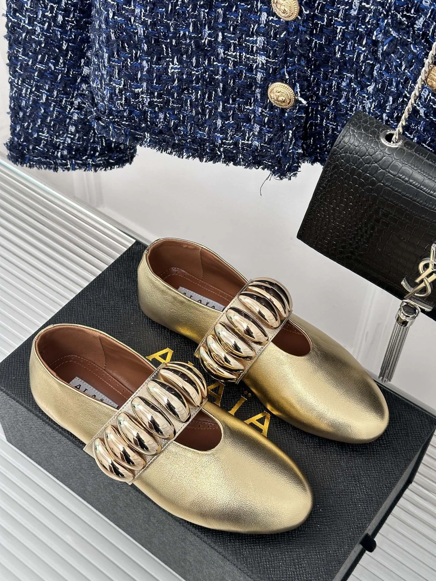 Alaia Shoes Cozy 8497