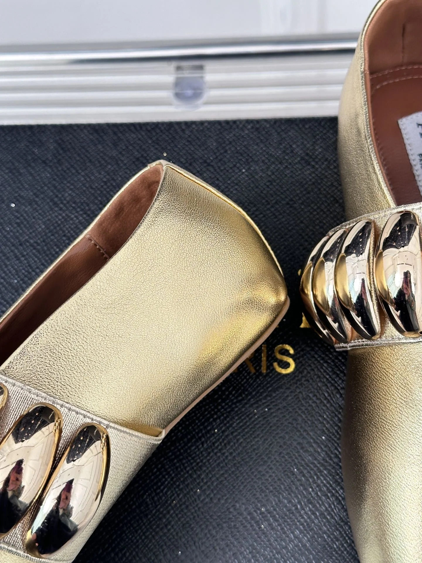Alaia Shoes Cozy 8497