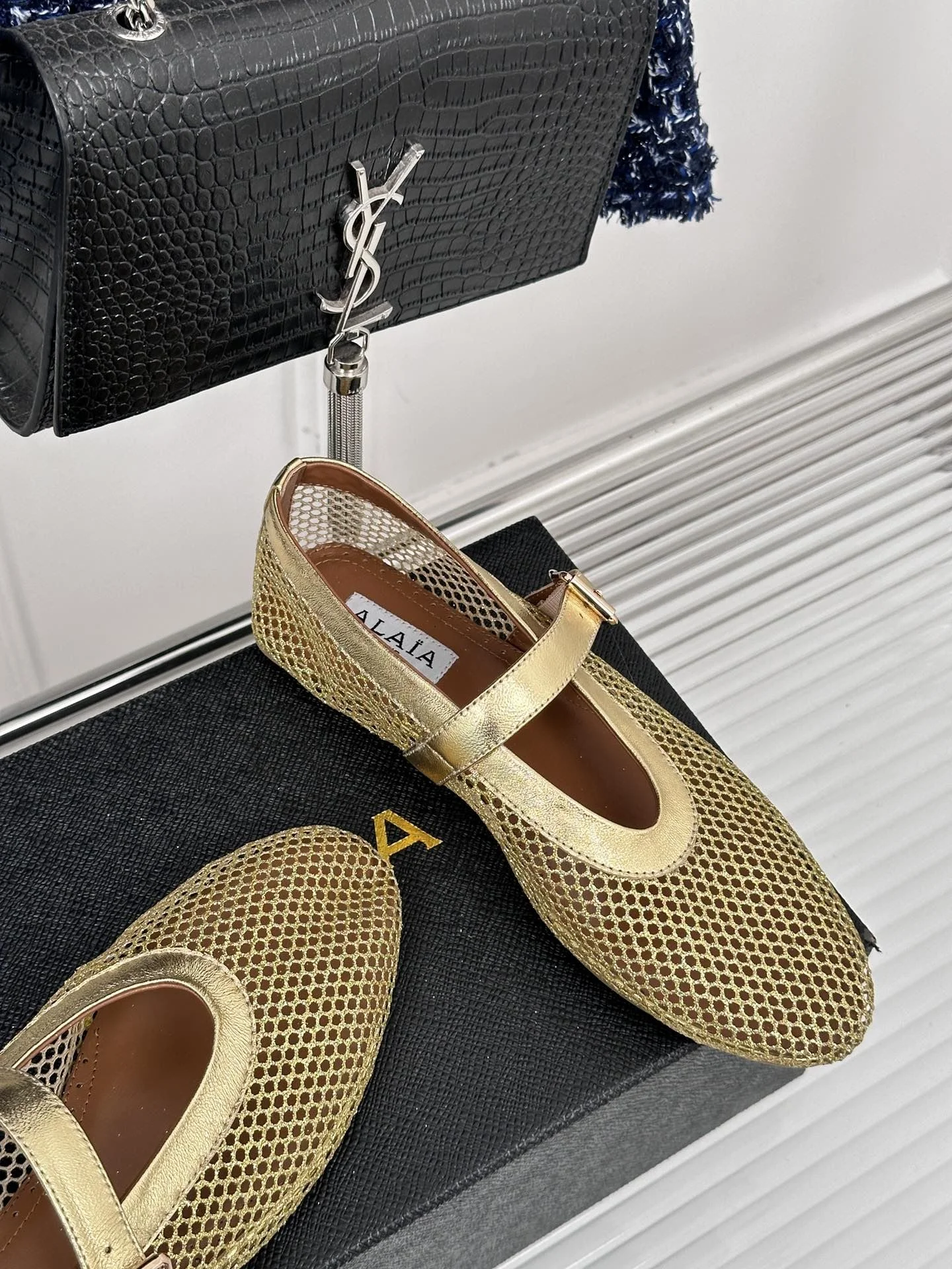 Lightweight Alaia Shoes 8488